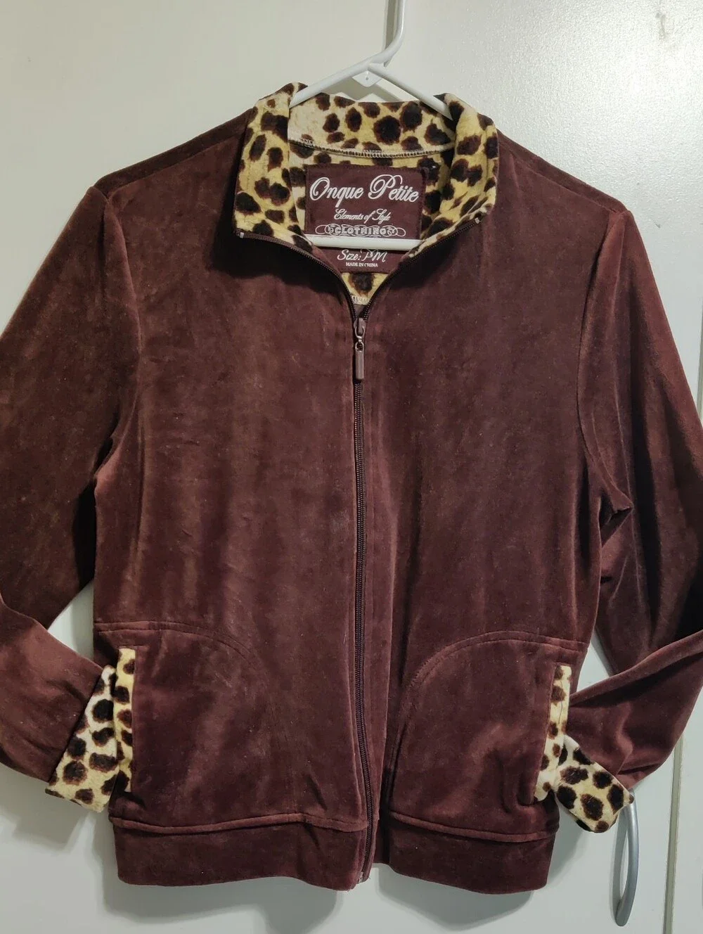 Brown Bomber with Leopard Trim - Picture 1 of 3
